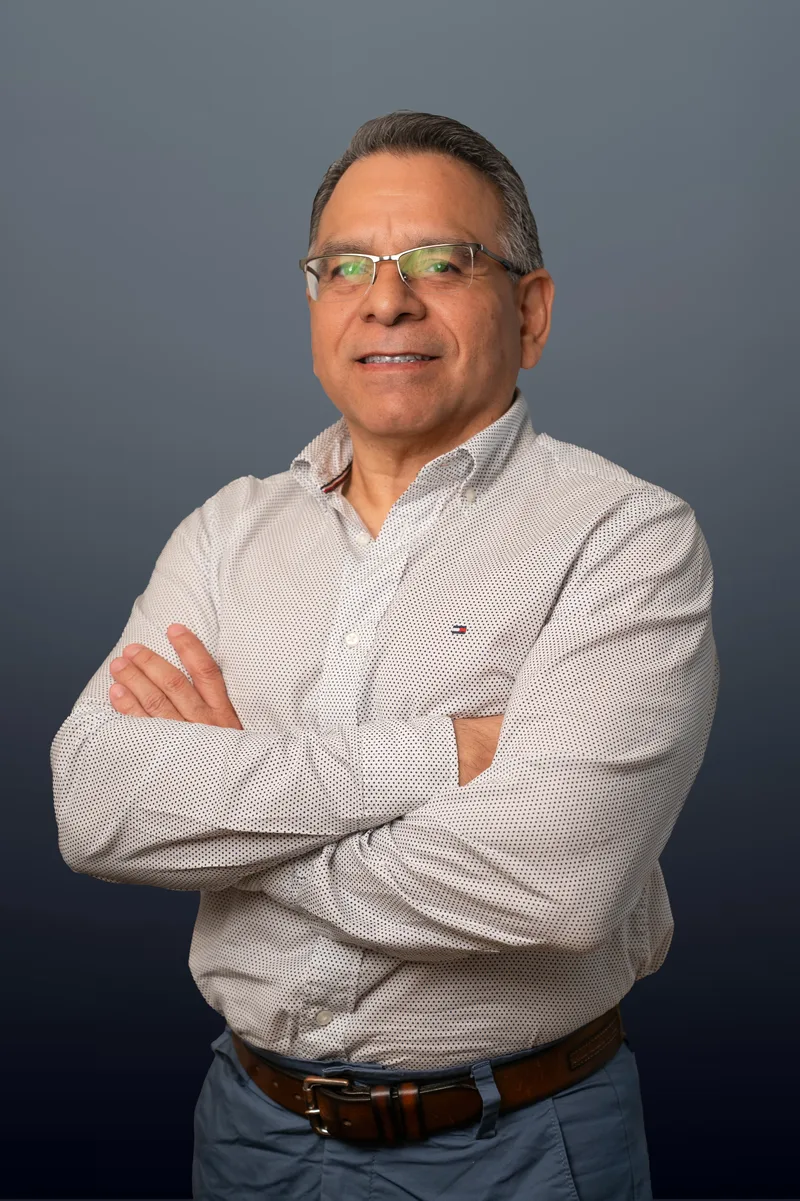 Martin Perez — Construction Veteran